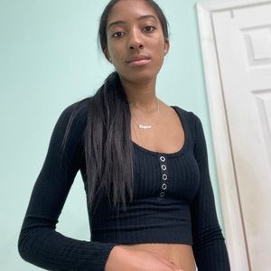 Meet your Posher, Kayana